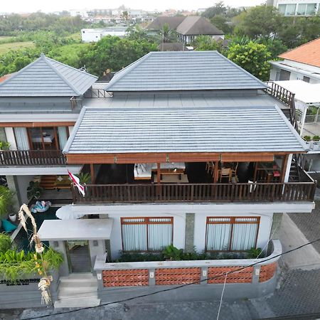 Tropical Beach House Bali Seminyak  Exterior photo