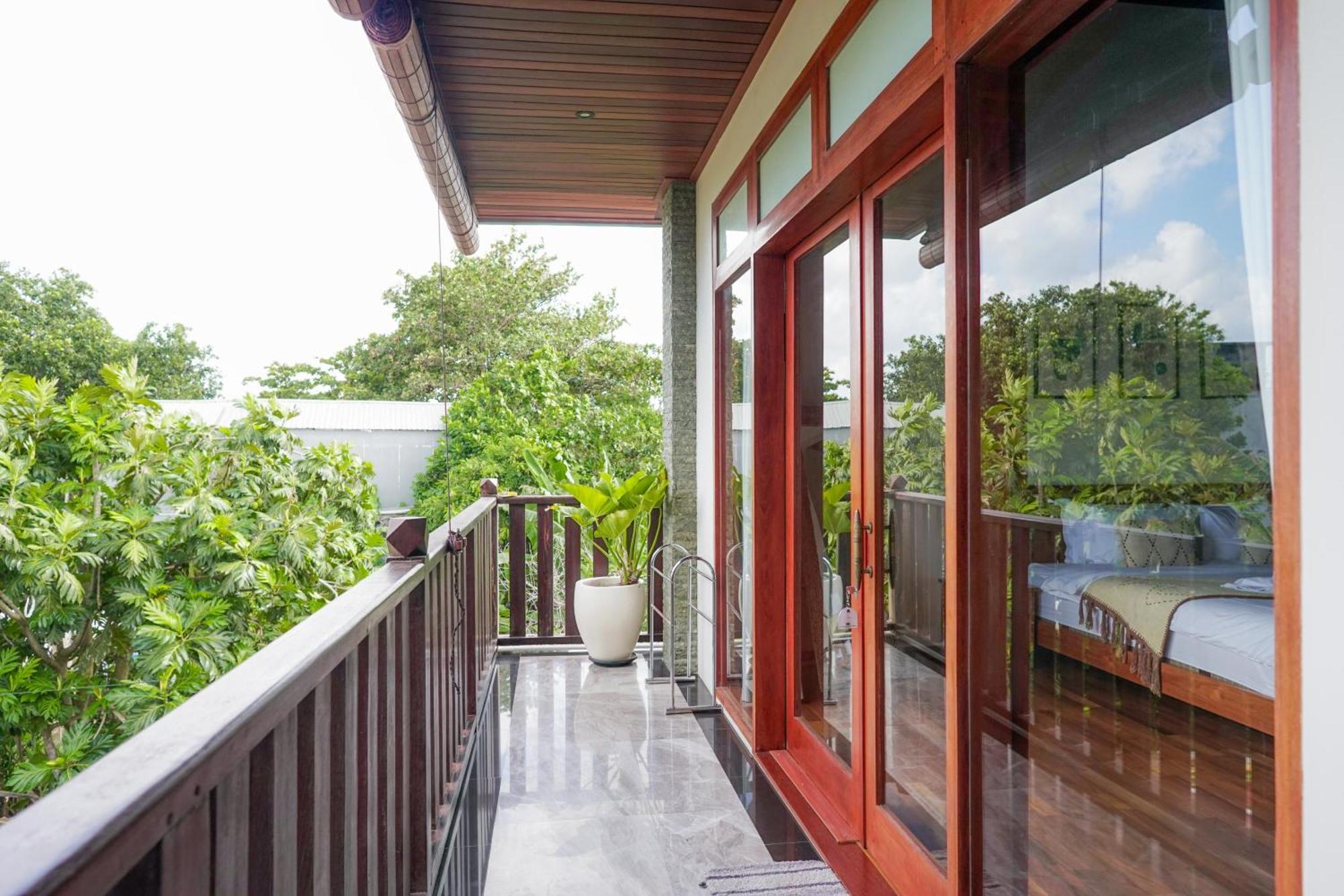Tropical Beach House Bali Seminyak  Exterior photo