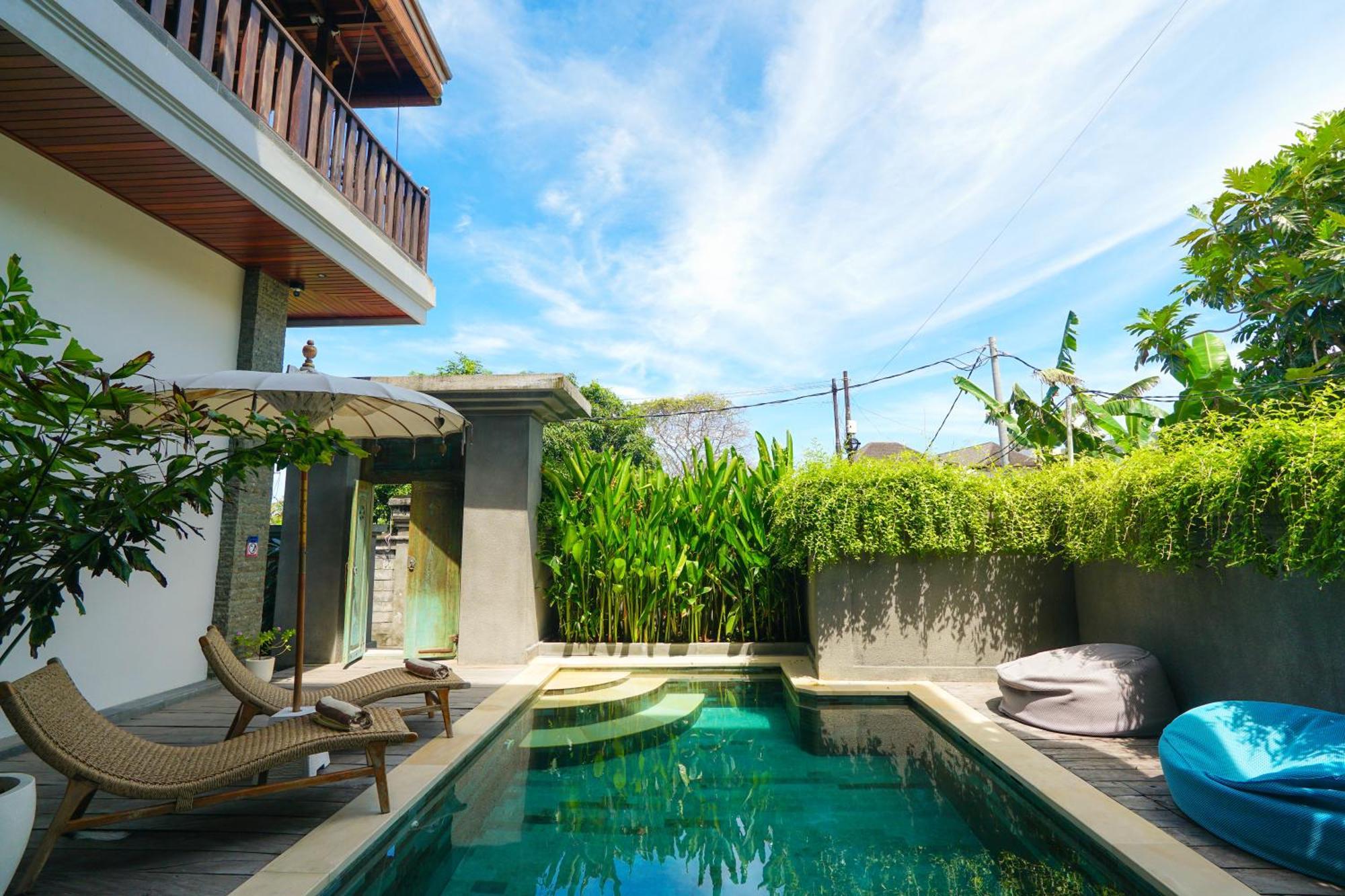 Tropical Beach House Bali Seminyak  Exterior photo